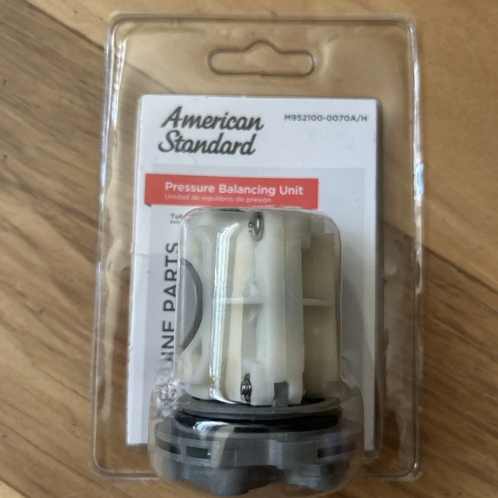 American Standard M952100-0070A/H Pressure Balancing Unit for Tub and‎ Shower
